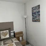 Πανσιόν Casanova Σαιν-Ντενί